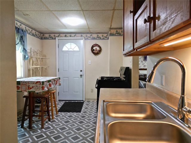 503 Negley Ave, City Of But Sw, PA 16001
