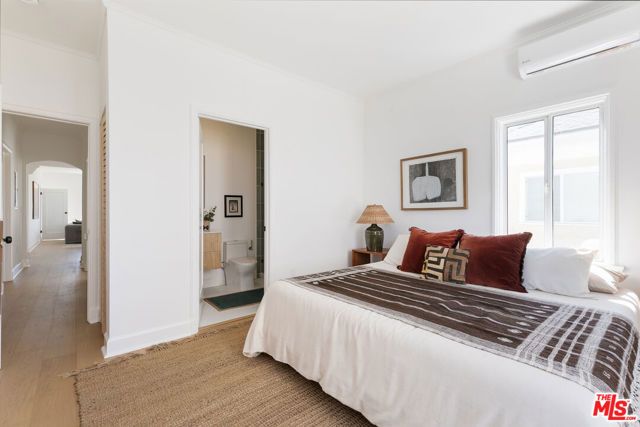 1221 5th Avenue 3, Los Angeles, CA 90019