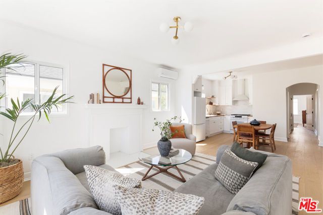 1221 5th Avenue 3, Los Angeles, CA 90019