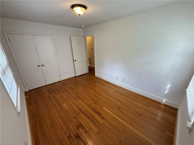 2403 Lyndhurst Avenue, Winston-salem, NC 27103
