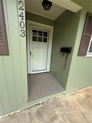 2403 Lyndhurst Avenue, Winston-salem, NC 27103