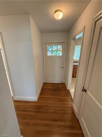 2403 Lyndhurst Avenue, Winston-salem, NC 27103