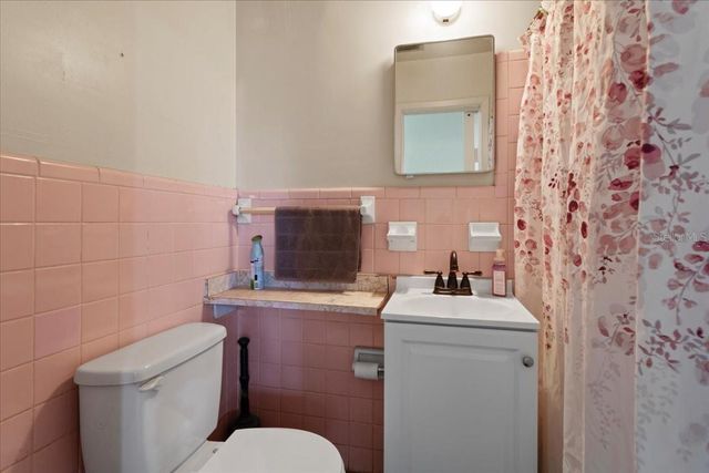 1636 NW 34TH PLACE, Gainesville, FL 32605