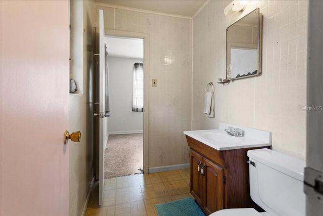 1636 NW 34TH PLACE, Gainesville, FL 32605