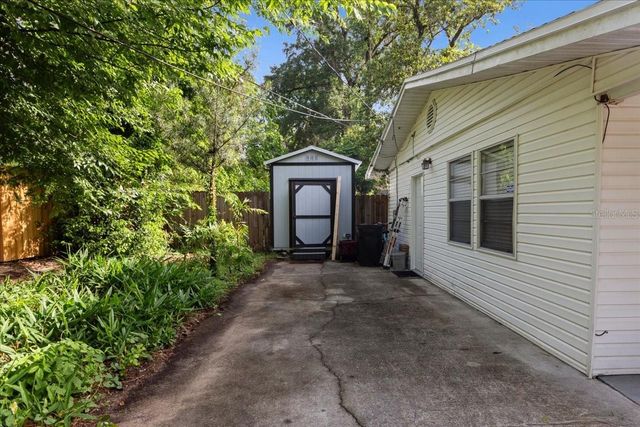 1636 NW 34TH PLACE, Gainesville, FL 32605