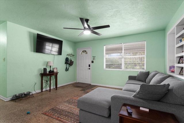 1636 NW 34TH PLACE, Gainesville, FL 32605