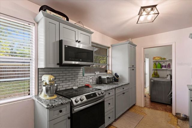 1636 NW 34TH PLACE, Gainesville, FL 32605