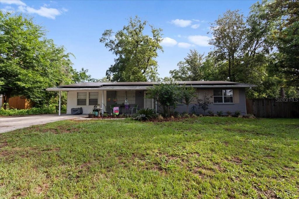 Image 2 of property listing at 1636 NW 34TH PLACE, Gainesville, FL 32605