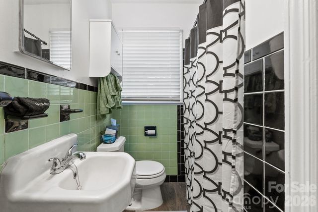 90 Pine Circle, Black Mountain, NC 28711