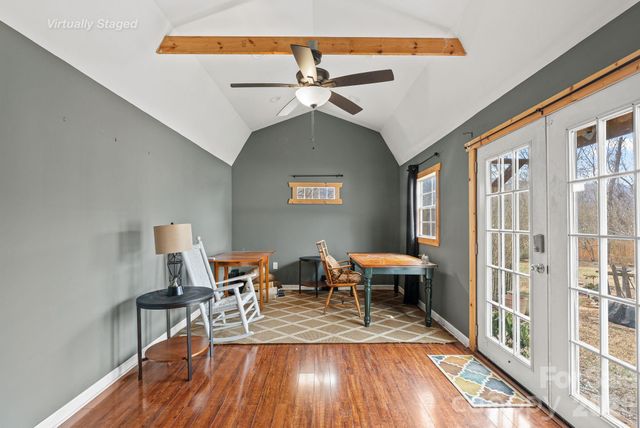 90 Pine Circle, Black Mountain, NC 28711