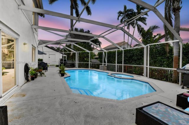 19322 NW 11th Street, Pembroke Pines, FL 33029