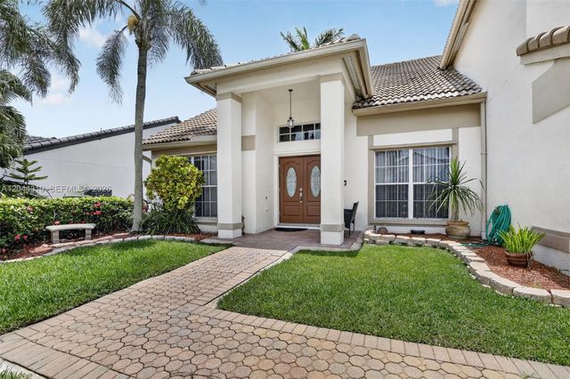 19322 NW 11th Street, Pembroke Pines, FL 33029
