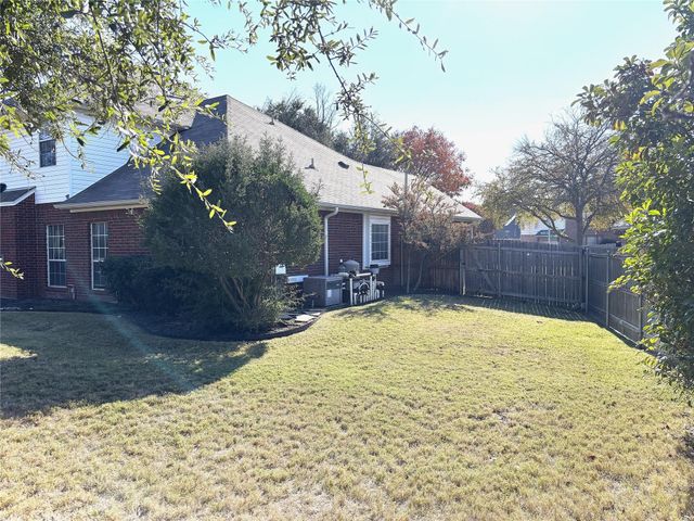 8428 Big Horn Way, Fort Worth, TX 76137