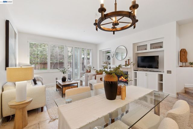 23158 Canyon Terrace Dr, Castro Valley, CA 94552