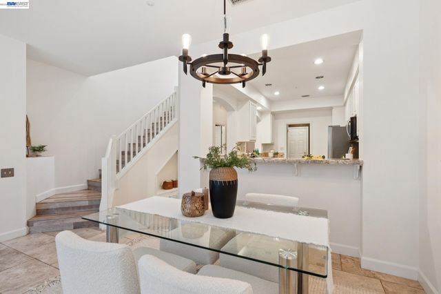 23158 Canyon Terrace Dr, Castro Valley, CA 94552