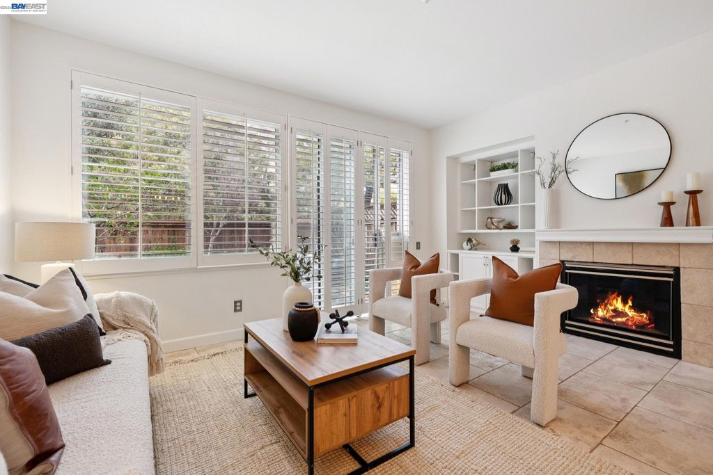 23158 Canyon Terrace Dr, Castro Valley, CA 94552