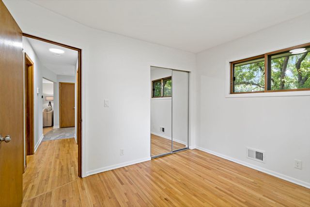 4724 Oregon Avenue N, New Hope, MN 55428