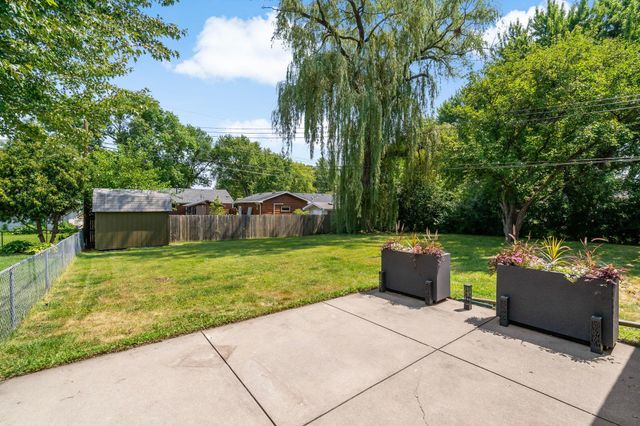 4724 Oregon Avenue N, New Hope, MN 55428
