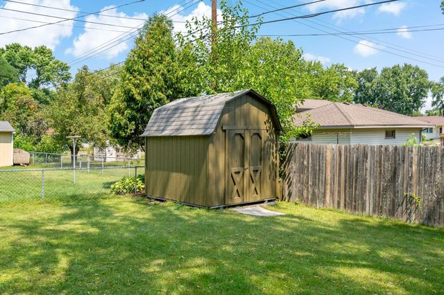 4724 Oregon Avenue N, New Hope, MN 55428