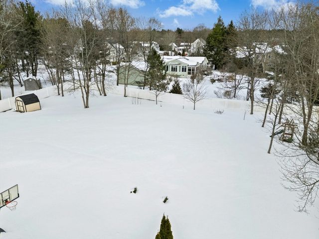 82 Pleasant Street 82, Medfield, MA 02052