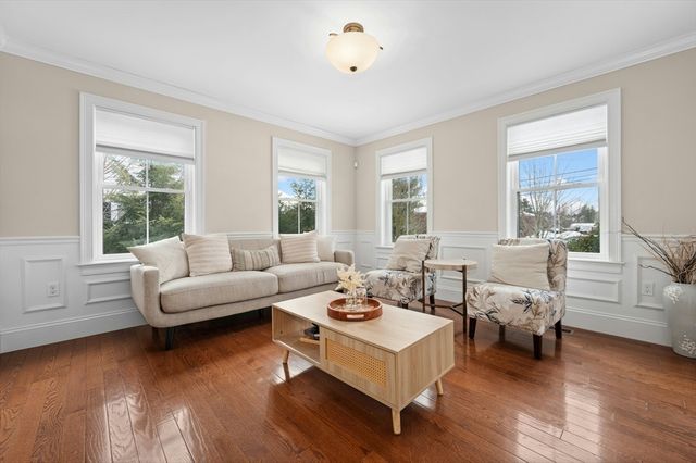 82 Pleasant Street 82, Medfield, MA 02052