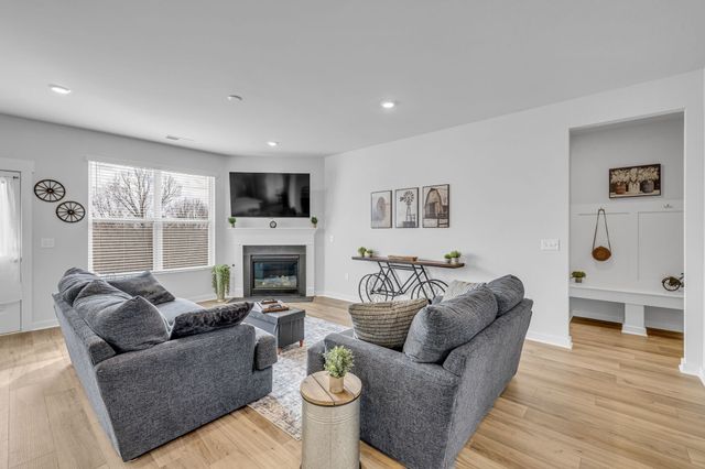 565 Lyness Dr, Smyrna, TN 37167