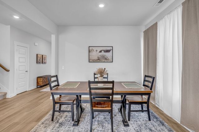 565 Lyness Dr, Smyrna, TN 37167