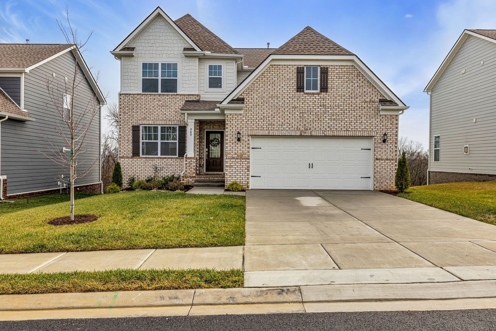 565 Lyness Dr, Smyrna, TN 37167
