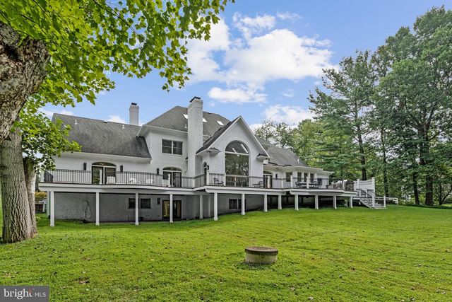 310 SPRINGVALE RD, Great Falls, VA 22066