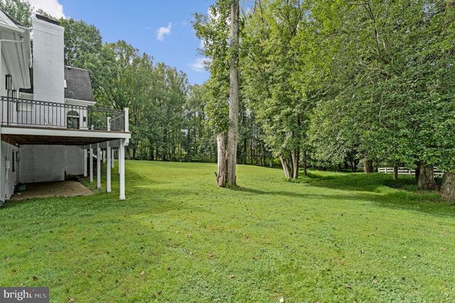 310 SPRINGVALE RD, Great Falls, VA 22066