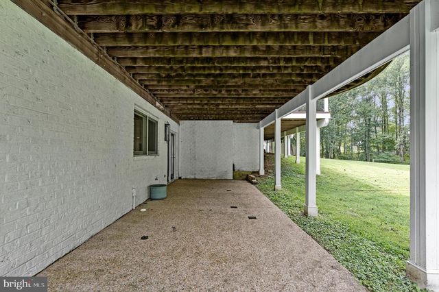310 SPRINGVALE RD, Great Falls, VA 22066
