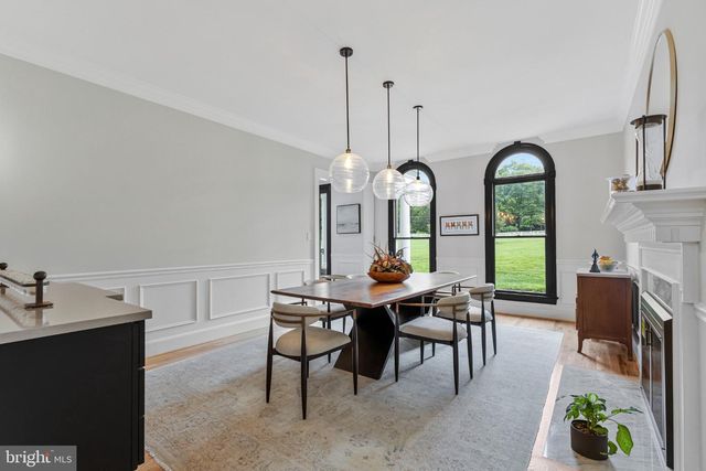 310 SPRINGVALE RD, Great Falls, VA 22066
