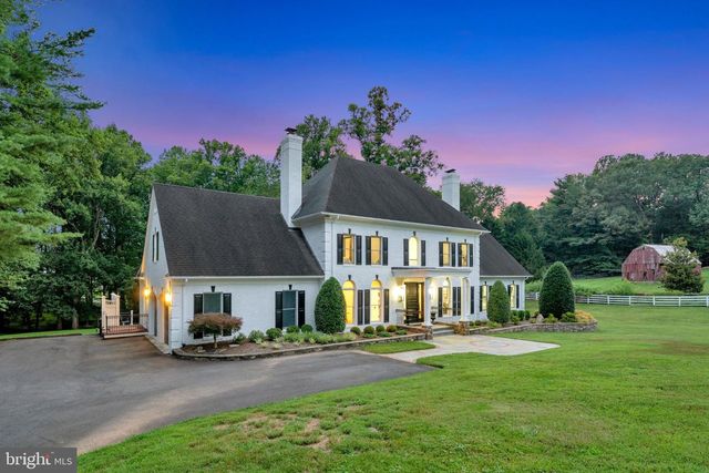 310 SPRINGVALE RD, Great Falls, VA 22066