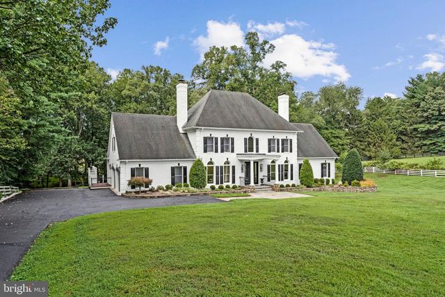 310 SPRINGVALE RD, Great Falls, VA 22066