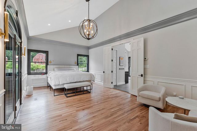 310 SPRINGVALE RD, Great Falls, VA 22066