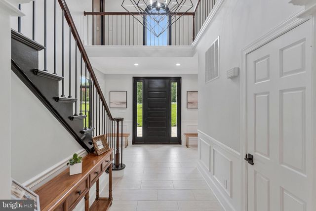 310 SPRINGVALE RD, Great Falls, VA 22066