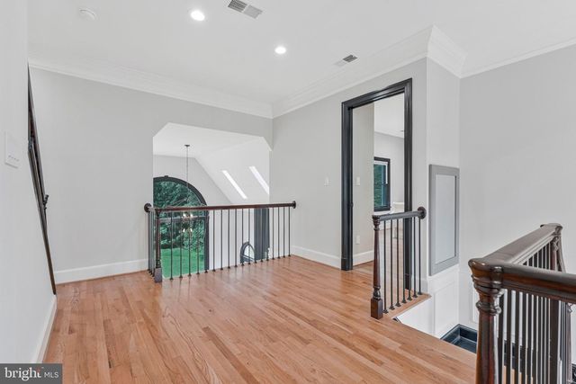 310 SPRINGVALE RD, Great Falls, VA 22066