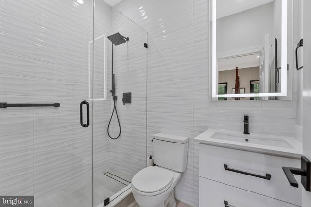 310 SPRINGVALE RD, Great Falls, VA 22066