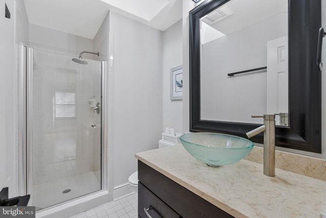 310 SPRINGVALE RD, Great Falls, VA 22066