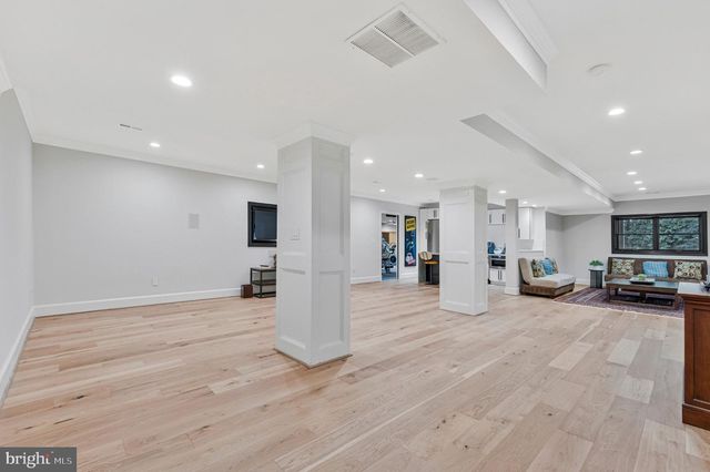 310 SPRINGVALE RD, Great Falls, VA 22066