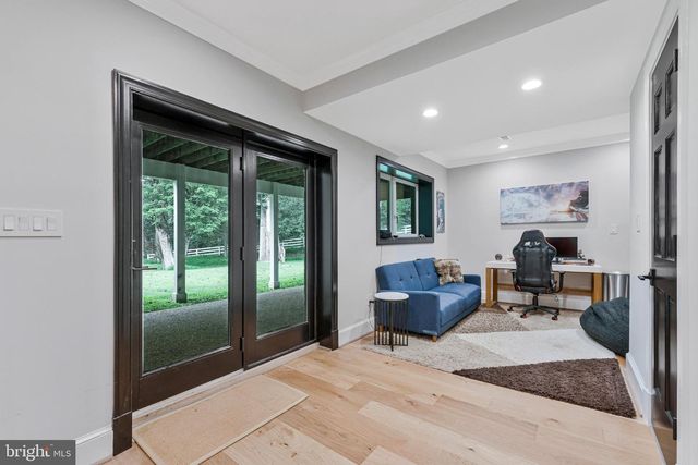 310 SPRINGVALE RD, Great Falls, VA 22066