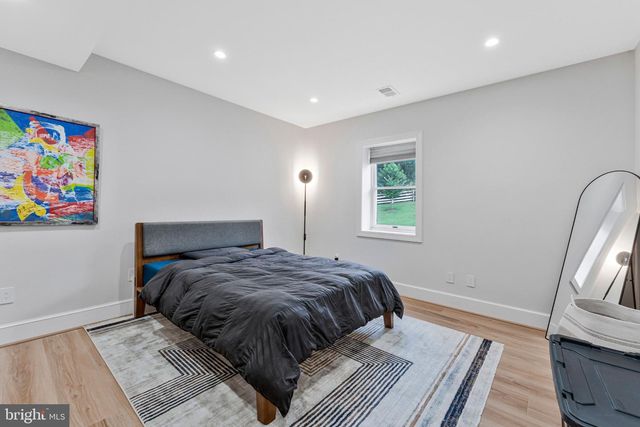 310 SPRINGVALE RD, Great Falls, VA 22066