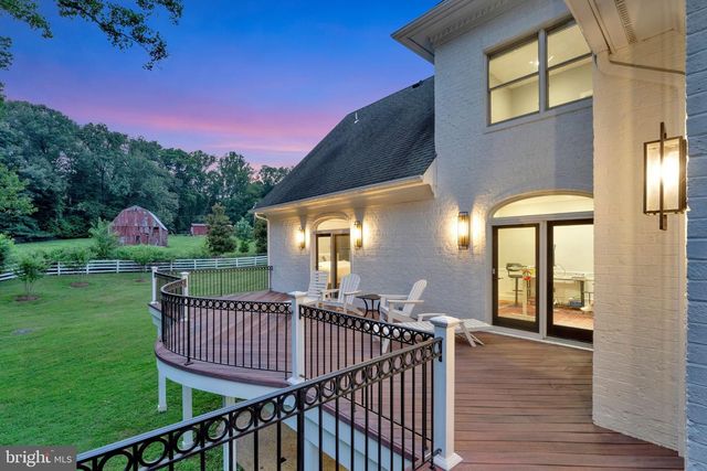 310 SPRINGVALE RD, Great Falls, VA 22066