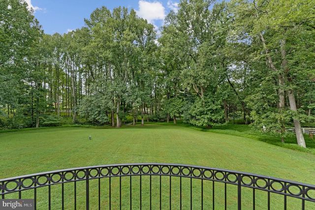 310 SPRINGVALE RD, Great Falls, VA 22066