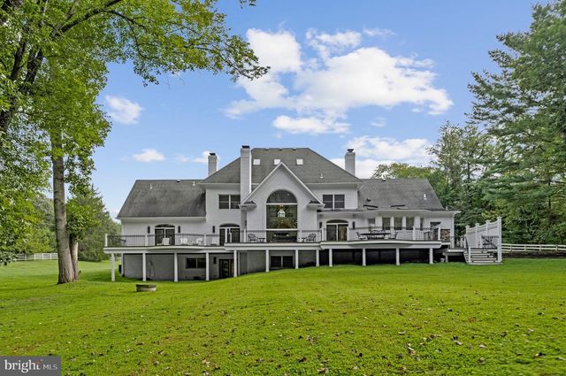 310 SPRINGVALE RD, Great Falls, VA 22066
