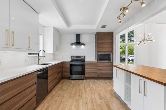 3116 Kingsbridge Drive, Plano, TX 75075