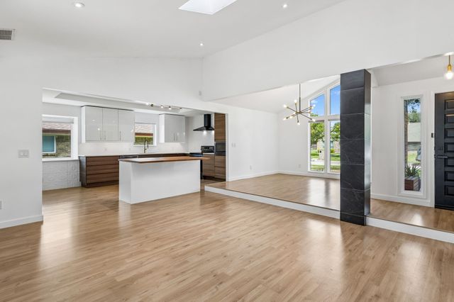 3116 Kingsbridge Drive, Plano, TX 75075