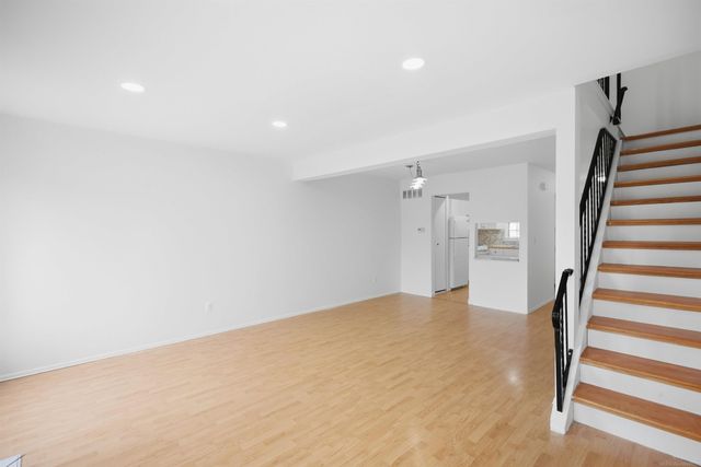 36320 Park Place Drive 146, Sterling Heights, MI 48310