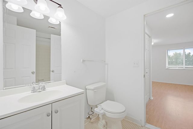 36320 Park Place Drive 146, Sterling Heights, MI 48310