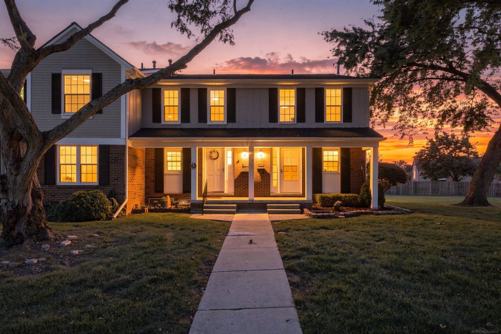 36320 Park Place Drive 146, Sterling Heights, MI 48310